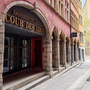 Отель Cour Des Loges Lyon, A Radisson Collection
