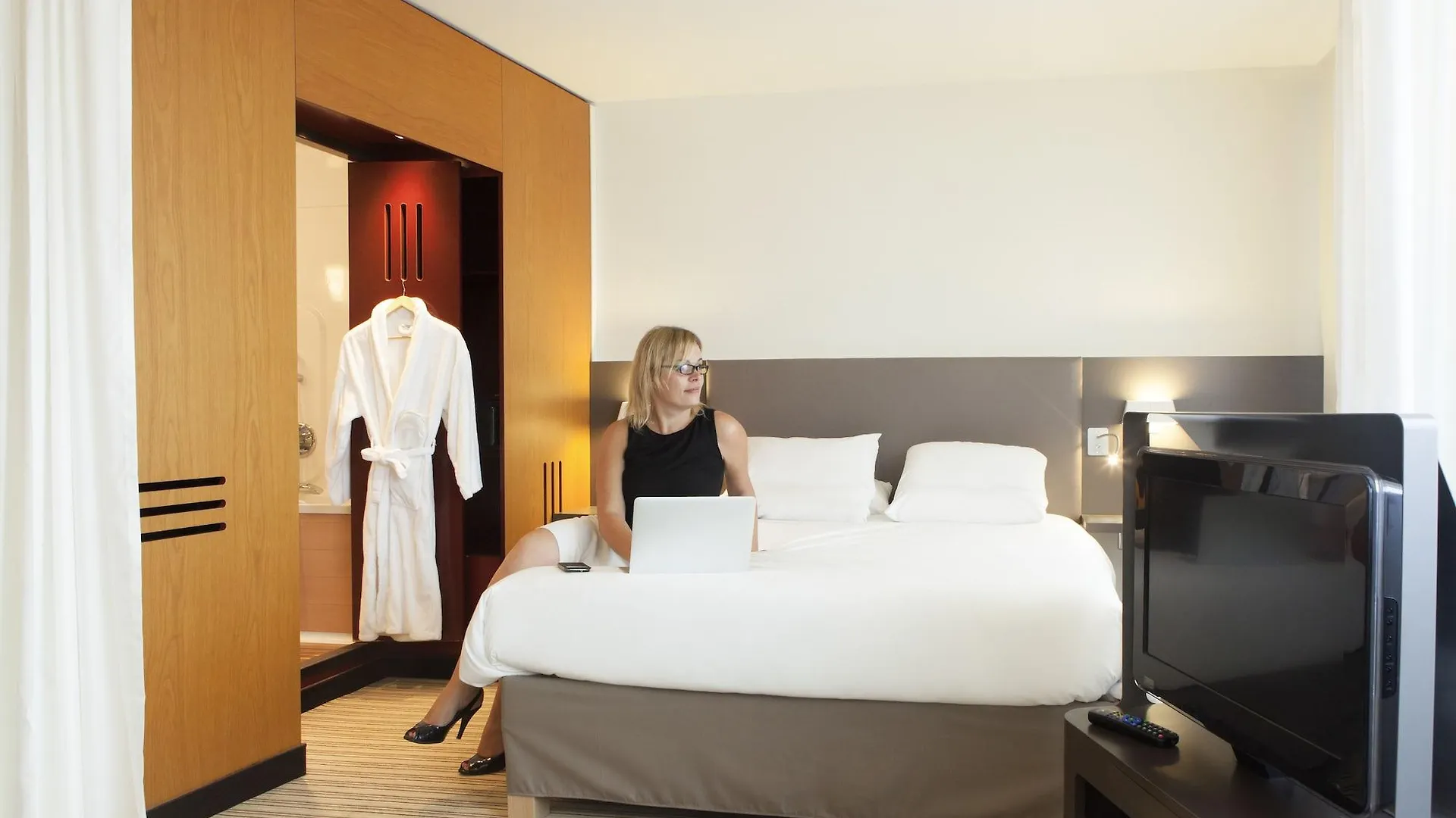B&B Hotel Paris Nord 18Eme Saint-Denis  France