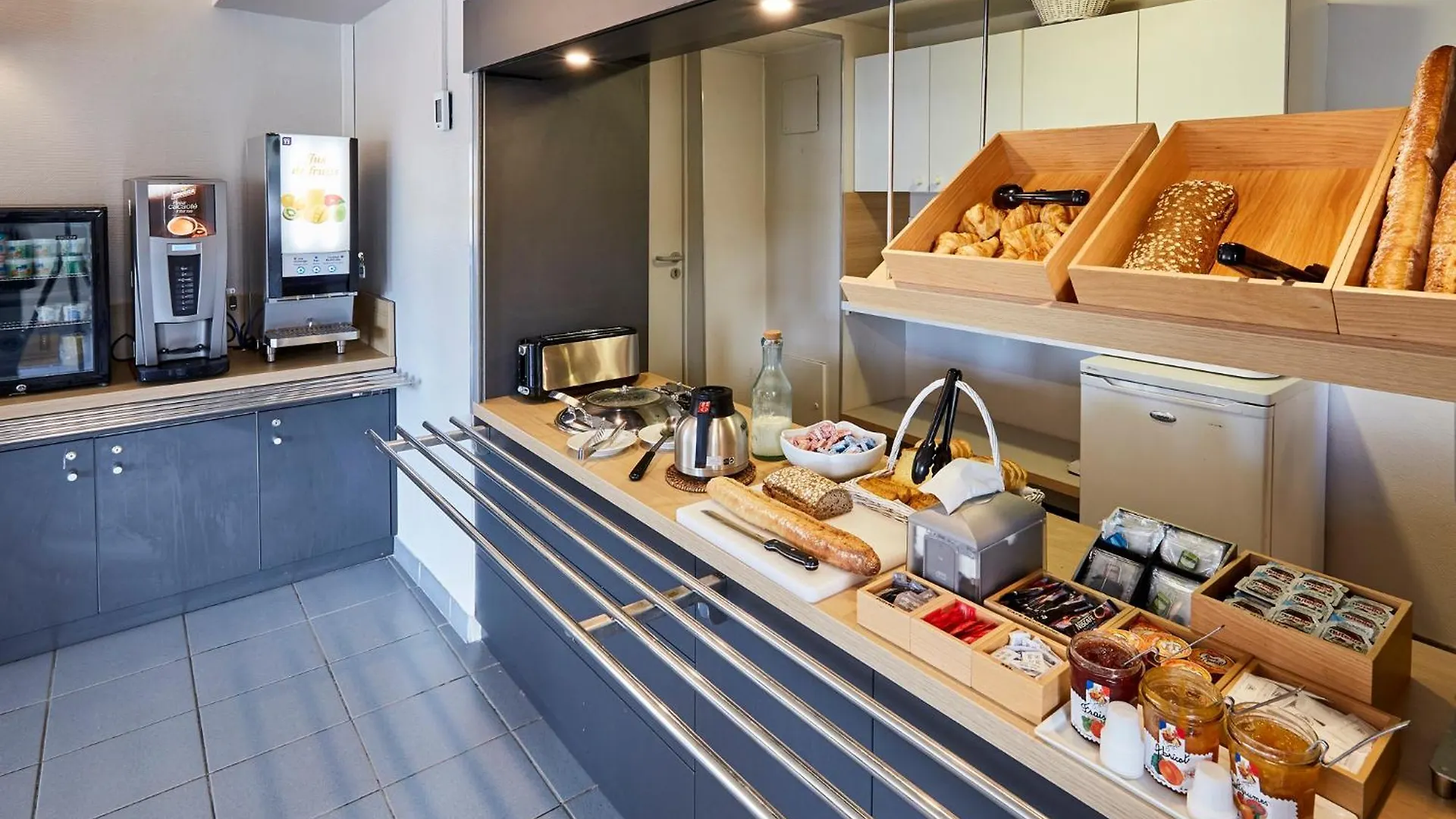 B&B Hotel Paris Nord 18Eme Saint-Denis  France